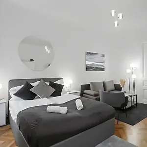 Daire Long Term Stay, 2 Min To U1 Keplerplatz, Viyana